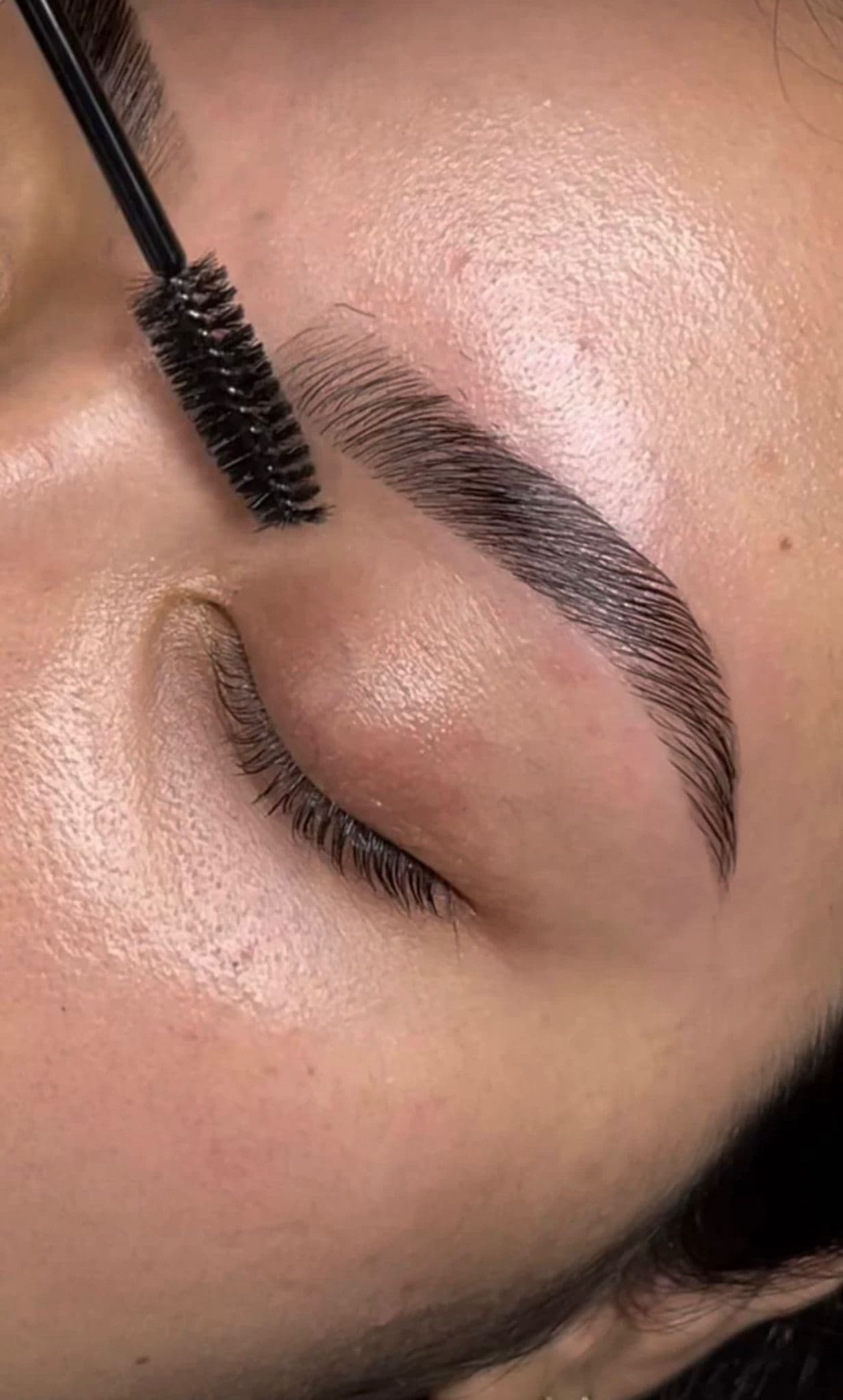 Browlift réalisé par Hana Muminović